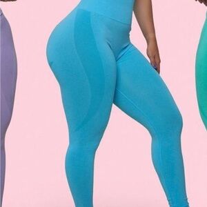 Blue size large pchee bum scrunch butt leggings
